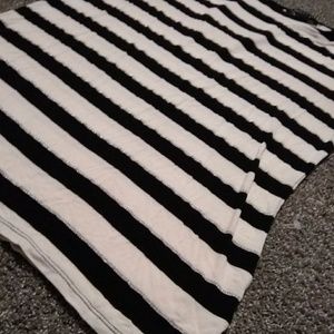 White House Black Market Tops - White House Black Market large blouse White House Black Market Tops - White House Black Market large blouse
